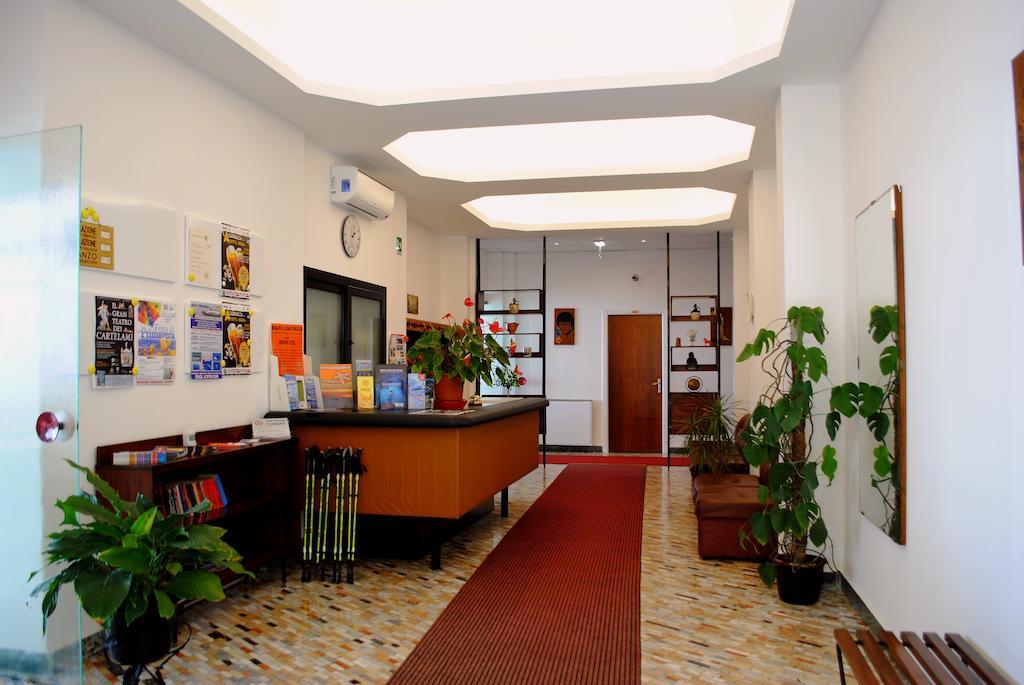 Hotel Bristol Laigueglia Exteriér fotografie