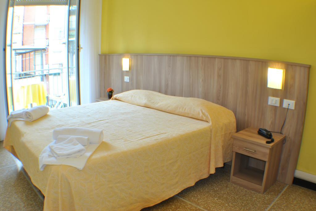 Hotel Bristol Laigueglia Exteriér fotografie